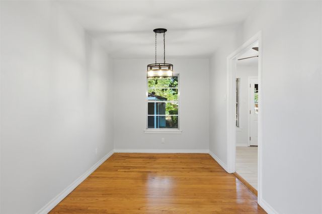 10243 San Juan Avenue, Dallas, TX 75228