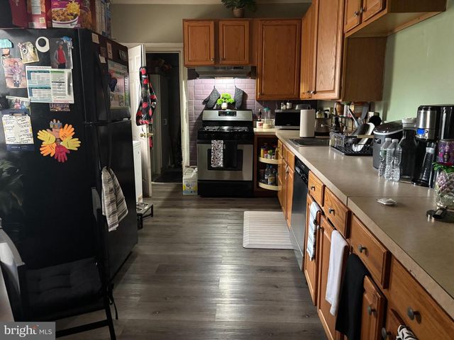 10 CLIFF ST, Trenton, NJ 08611