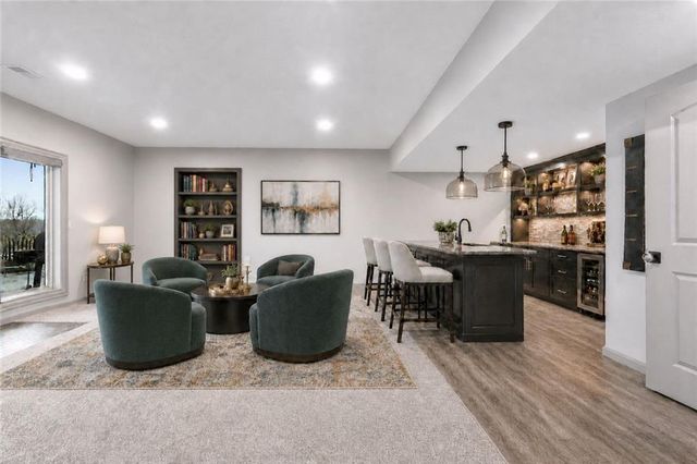 10439 N St Clair Avenue, Kansas City, MO 64154