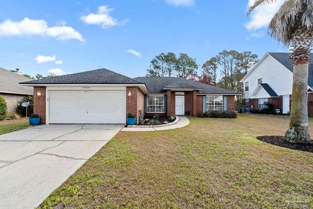 3020 Classic Dr, Pensacola, FL 32507