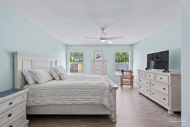 3020 Classic Dr, Pensacola, FL 32507