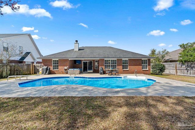 3020 Classic Dr, Pensacola, FL 32507