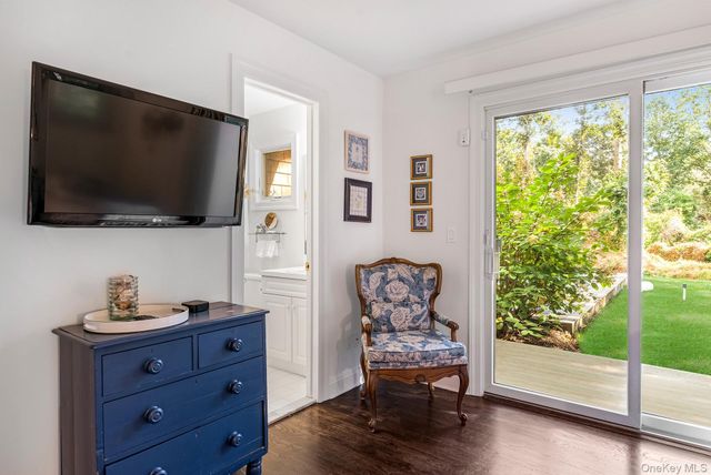 20 Cutter Court, East Hampton, NY 11937