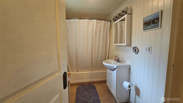 24402 P Street, Ocean Park, WA 98640