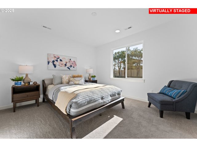 15 Sw Johnson St, Depoe Bay, OR 97341