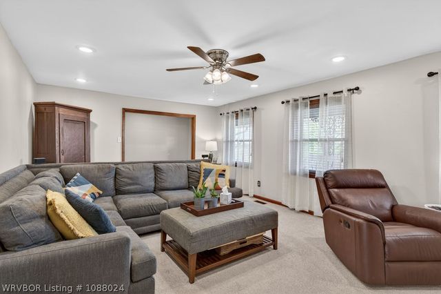 1109 Lisa Lane, Van Buren, AR 72956