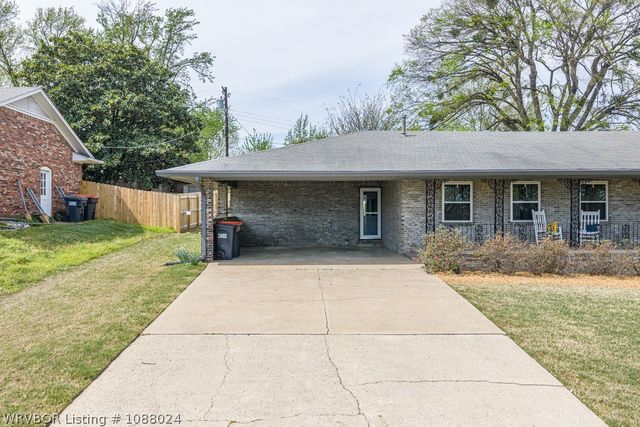 1109 Lisa Lane, Van Buren, AR 72956