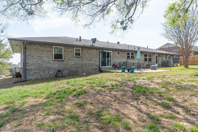 1109 Lisa Lane, Van Buren, AR 72956