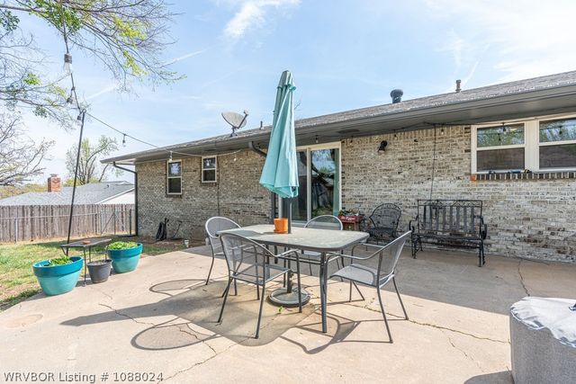 1109 Lisa Lane, Van Buren, AR 72956