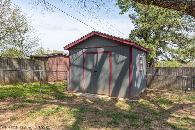 1109 Lisa Lane, Van Buren, AR 72956