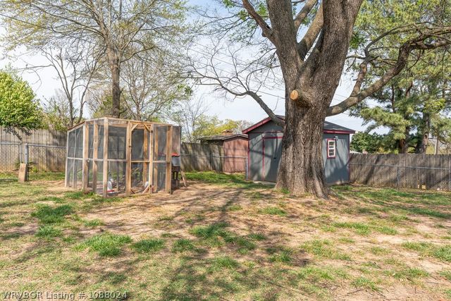 1109 Lisa Lane, Van Buren, AR 72956