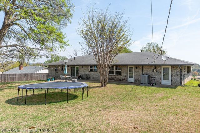 1109 Lisa Lane, Van Buren, AR 72956