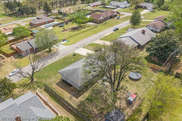 1109 Lisa Lane, Van Buren, AR 72956