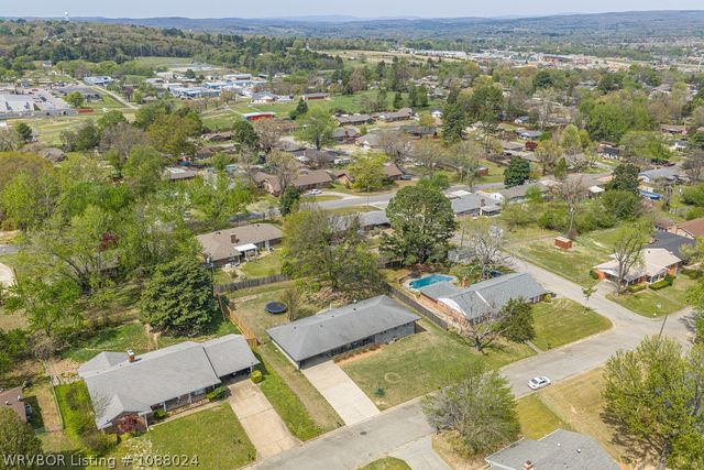 1109 Lisa Lane, Van Buren, AR 72956