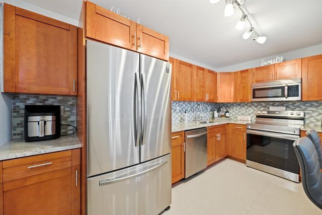 19380 Collins Ave 506, Sunny Isles Beach, FL 33160