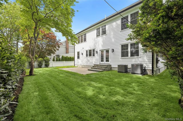 159 Lincoln Street, Garden City, NY 11530