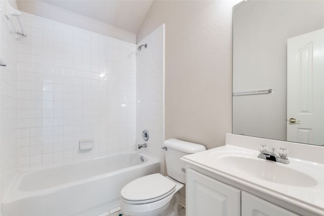 4110 Watersedge Court, Rowlett, TX 75088