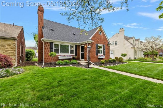 23140 Sheridan Street, Dearborn, MI 48128