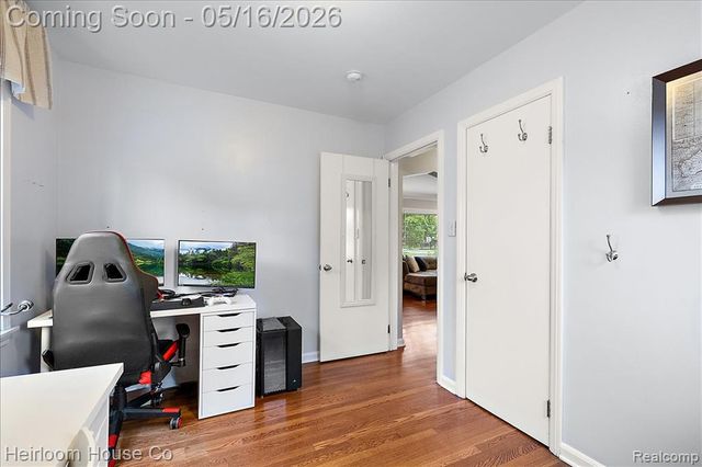 23140 Sheridan Street, Dearborn, MI 48128