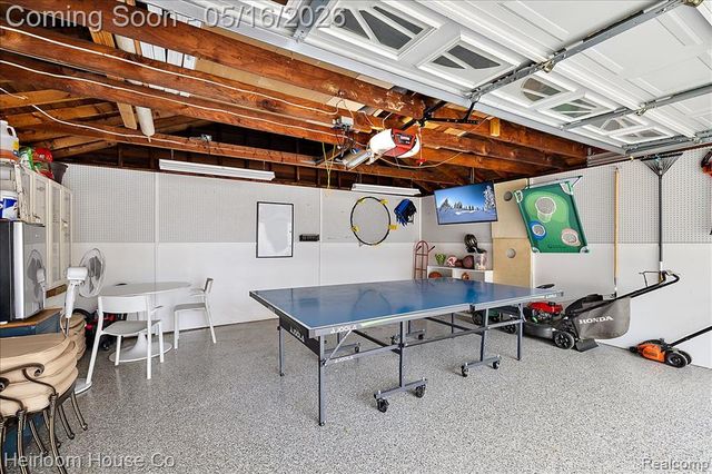 23140 Sheridan Street, Dearborn, MI 48128