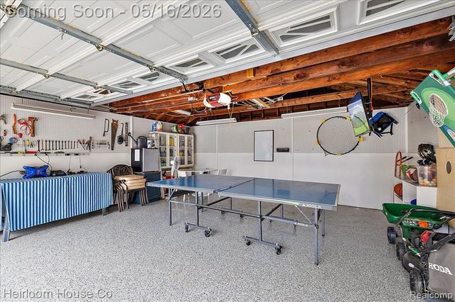 23140 Sheridan Street, Dearborn, MI 48128