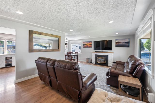 6516 N Hartley St, Spokane, WA 99208