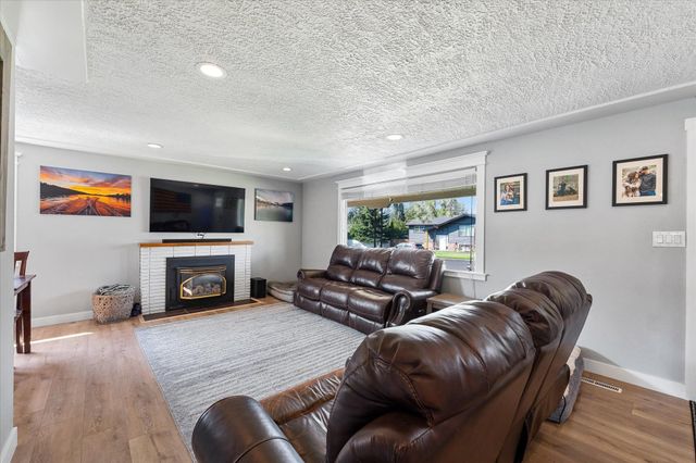 6516 N Hartley St, Spokane, WA 99208