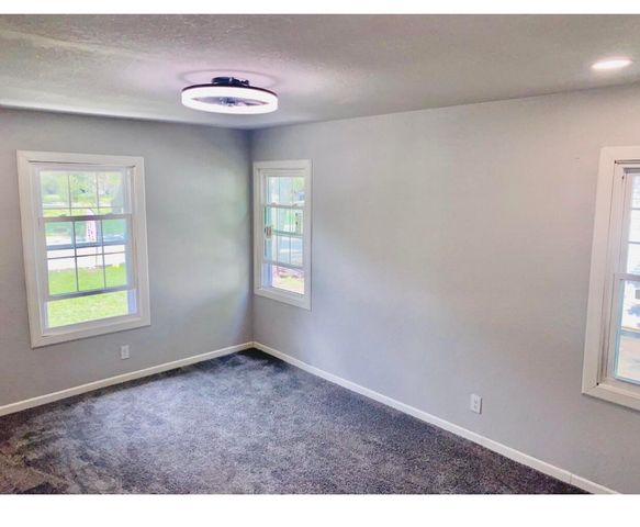 1574 Madrid Street, Dallas, TX 75216