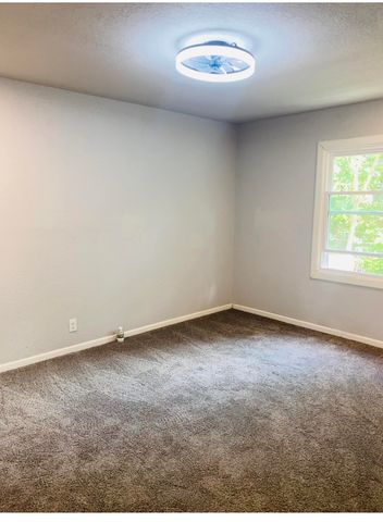 1574 Madrid Street, Dallas, TX 75216
