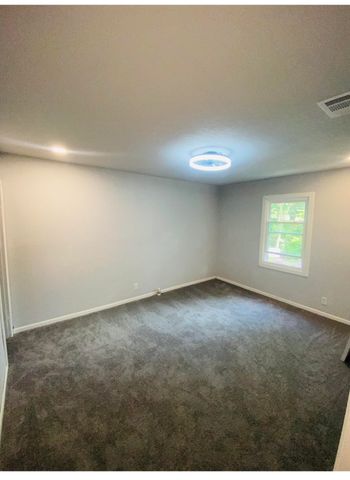 1574 Madrid Street, Dallas, TX 75216