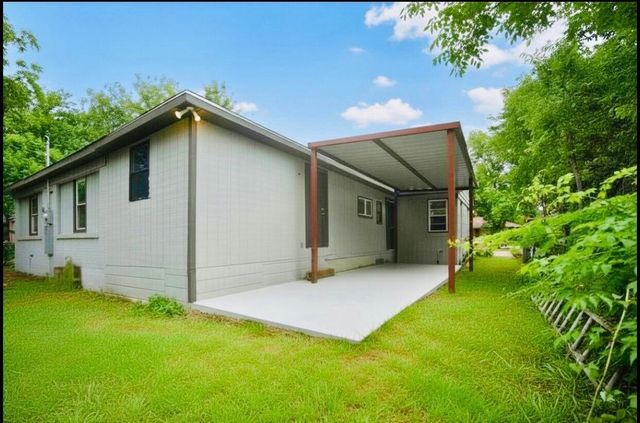 1574 Madrid Street, Dallas, TX 75216