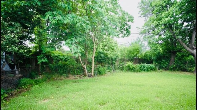 1574 Madrid Street, Dallas, TX 75216