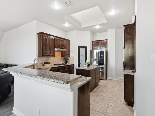 2313 Frosted Willow Lane, Fort Worth, TX 76177