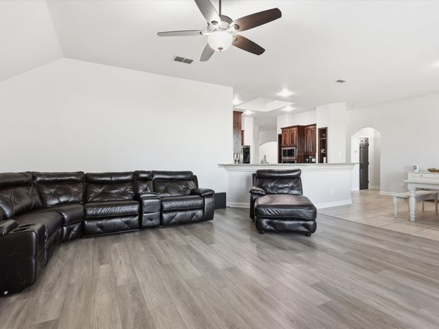 2313 Frosted Willow Lane, Fort Worth, TX 76177