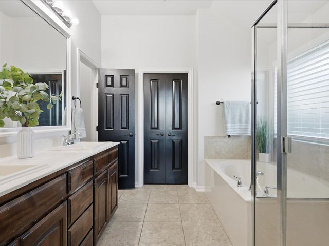 2313 Frosted Willow Lane, Fort Worth, TX 76177