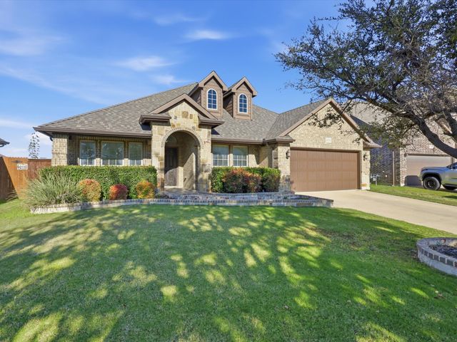 2313 Frosted Willow Lane, Fort Worth, TX 76177