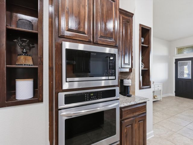 2313 Frosted Willow Lane, Fort Worth, TX 76177