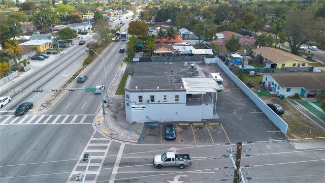 1186 NW 103rd St, Miami, FL 33150