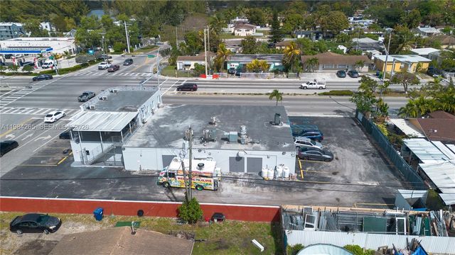 1186 NW 103rd St, Miami, FL 33150