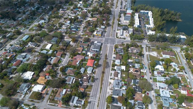 1186 NW 103rd St, Miami, FL 33150