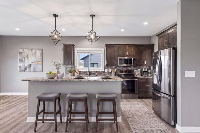 855 Towne Drive NE, Byron, MN 55920