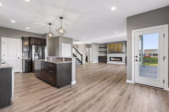 855 Towne Drive NE, Byron, MN 55920