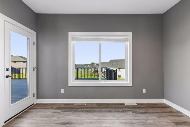 855 Towne Drive NE, Byron, MN 55920