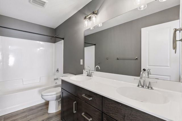 855 Towne Drive NE, Byron, MN 55920