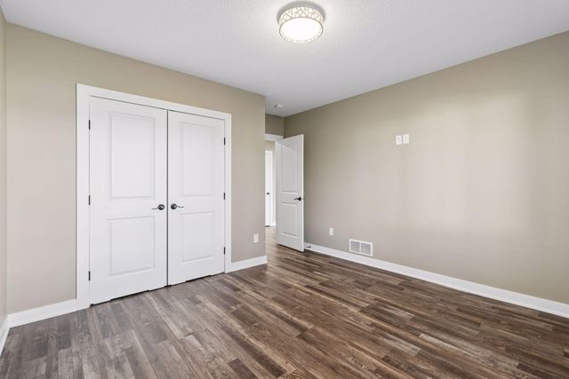 855 Towne Drive NE, Byron, MN 55920