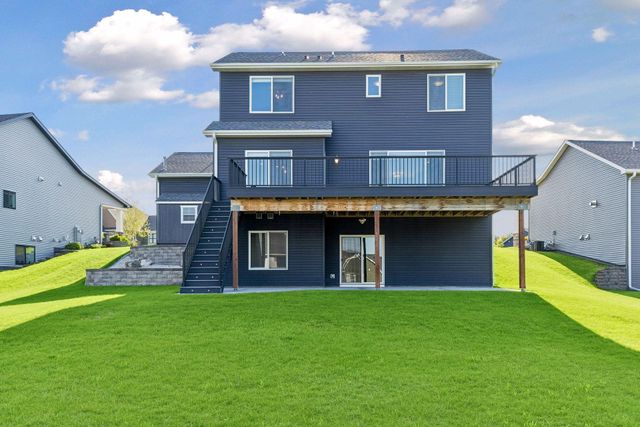 855 Towne Drive NE, Byron, MN 55920