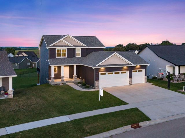 855 Towne Drive NE, Byron, MN 55920