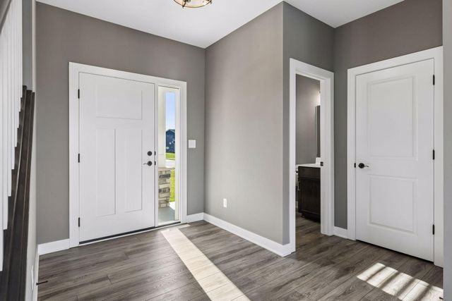 855 Towne Drive NE, Byron, MN 55920