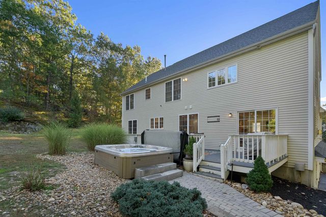 26 Partridge Road, Windham, NH 03087