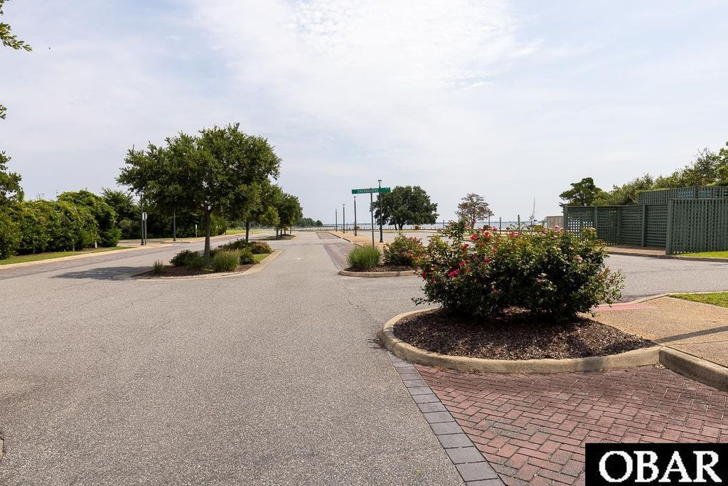 Image 32 of property listing at 330 Fernando Street, Manteo, NC 27954